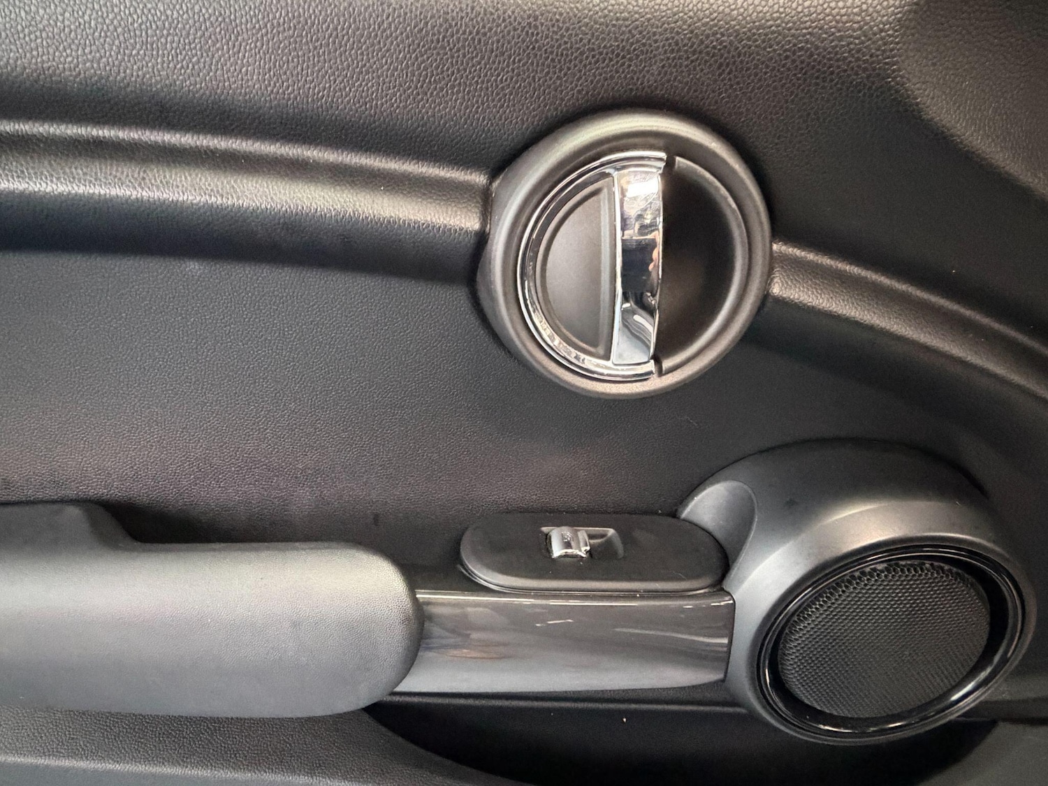 Used MINI Hatch 2018 for sale - 77029482: Photo 26