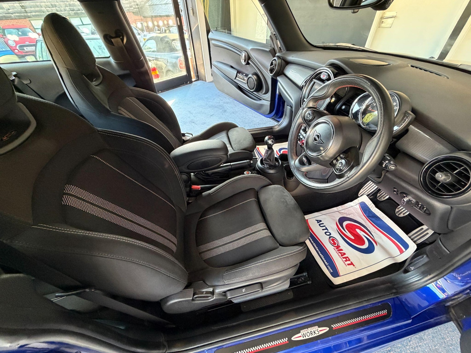 Used MINI Hatch 2019 for sale - 78100321: Photo 13