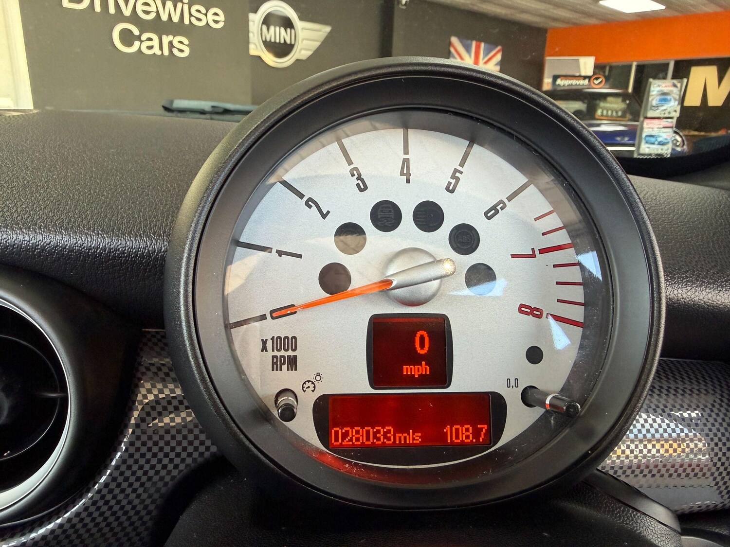 Used MINI Roadster 2013 for sale - 78157585: Photo 23