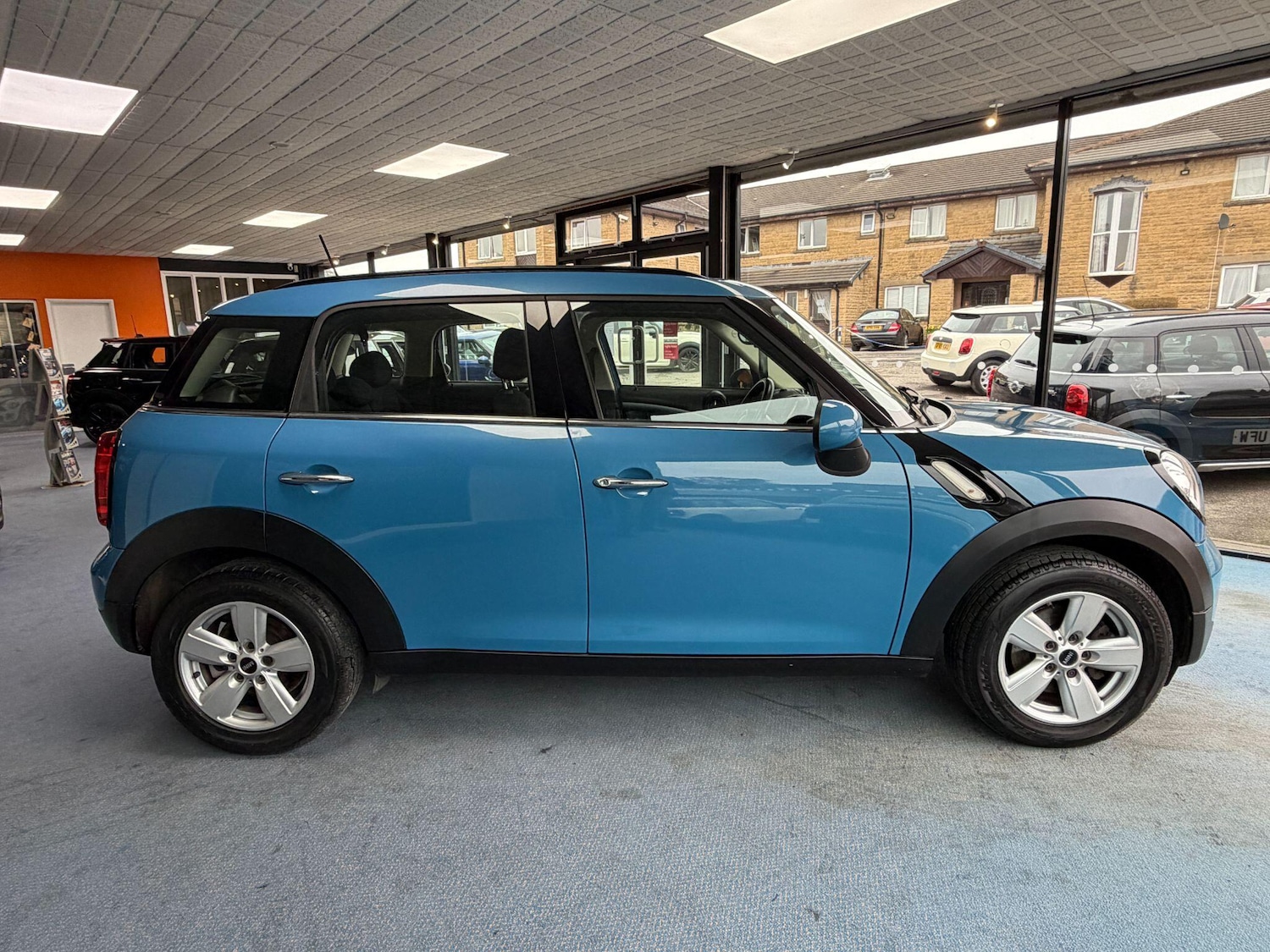 Used MINI Countryman 2016 for sale - 78101181: Photo 2