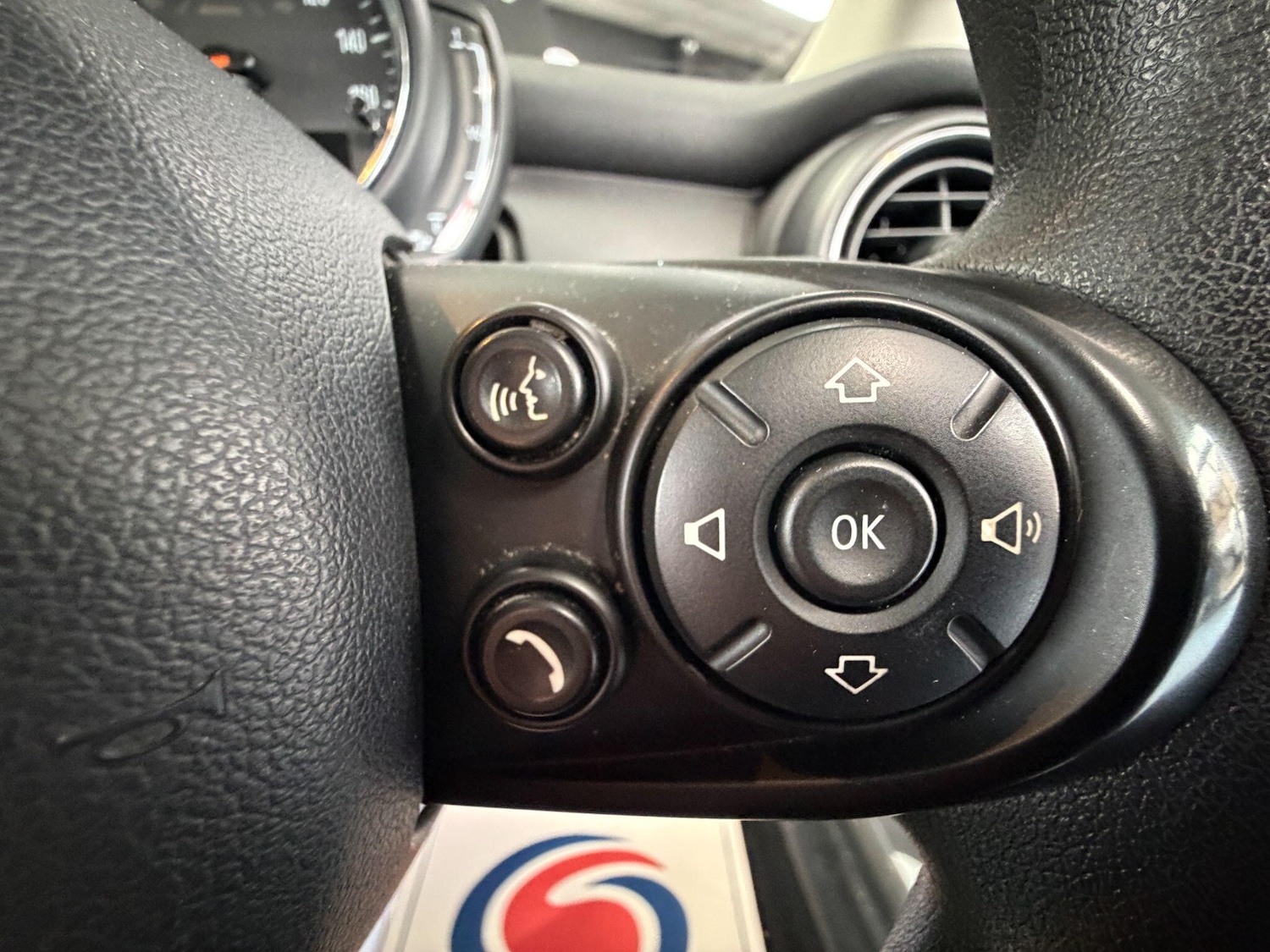 Used MINI Hatch 2019 for sale - 78100315: Photo 17