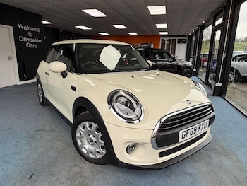 Used MINI Hatch 2019 for sale - 78100315: Photo