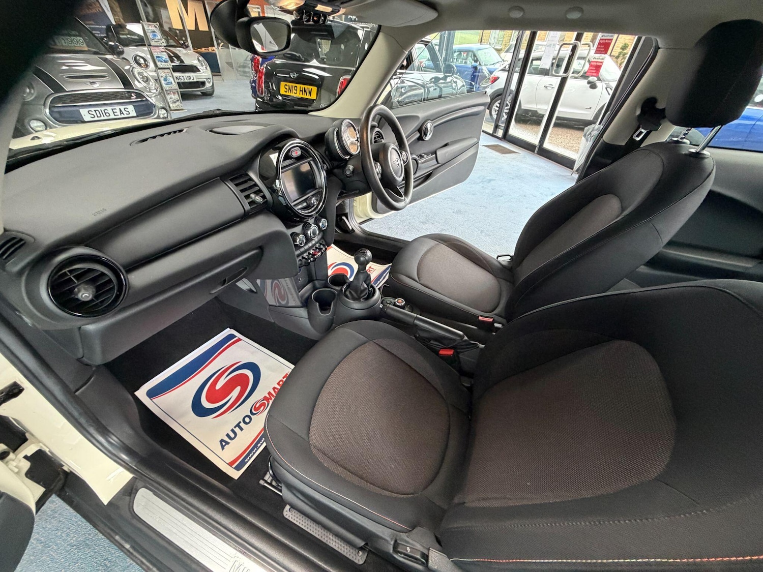 Used MINI Hatch 2019 for sale - 78100315: Photo 28
