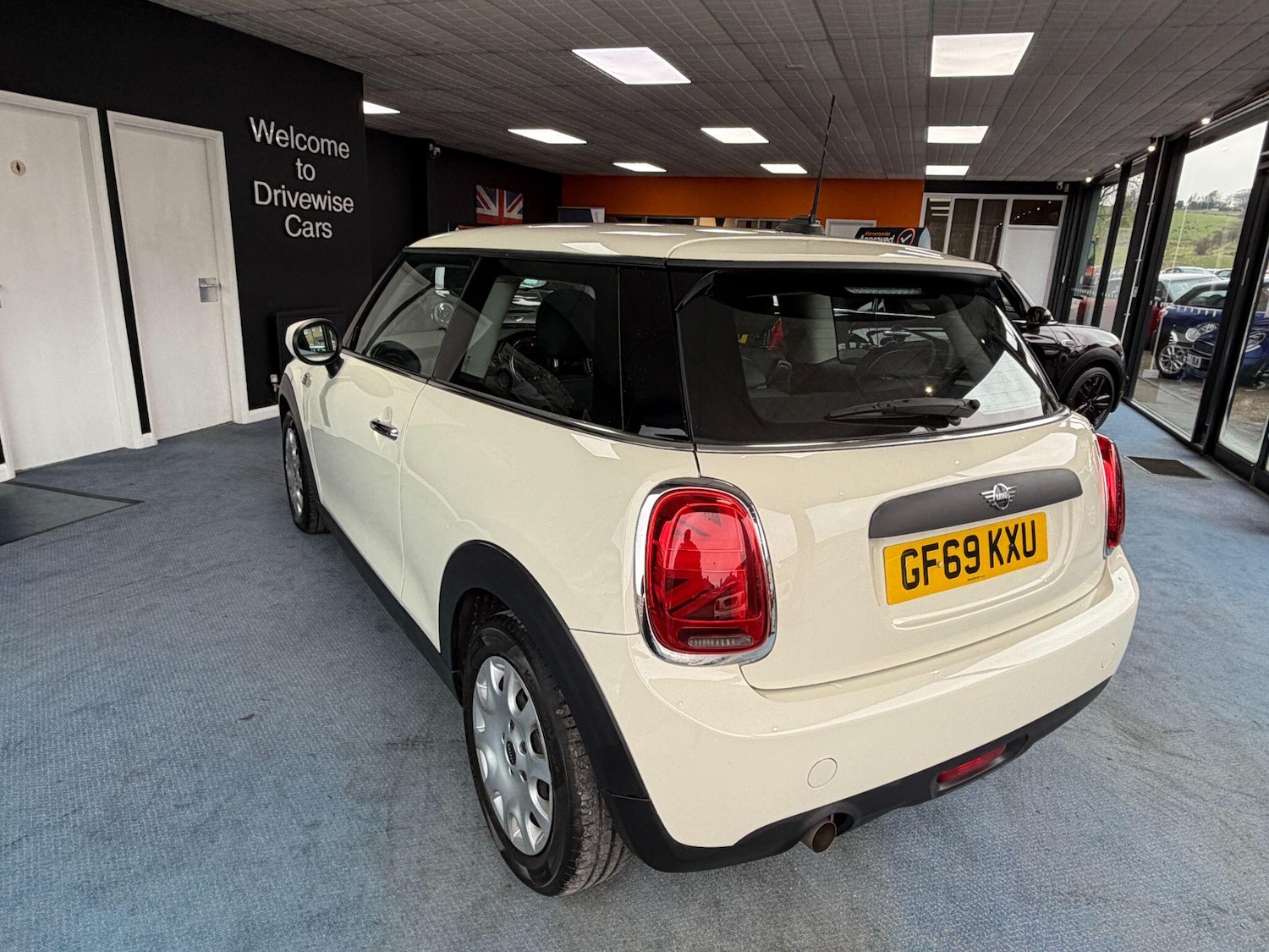 Used MINI Hatch 2019 for sale - 78100315: Photo 7