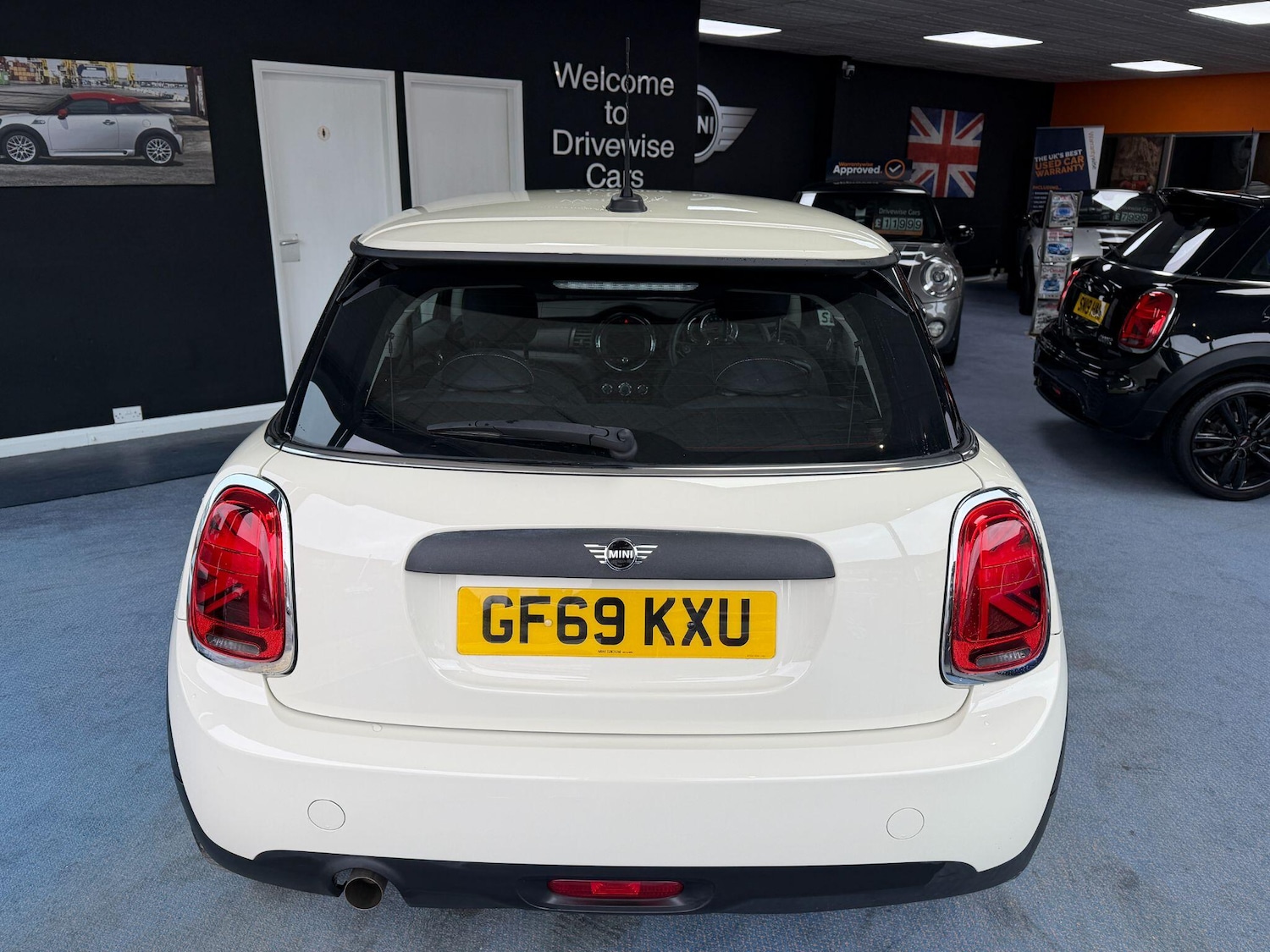 Used MINI Hatch 2019 for sale - 78100315: Photo 8