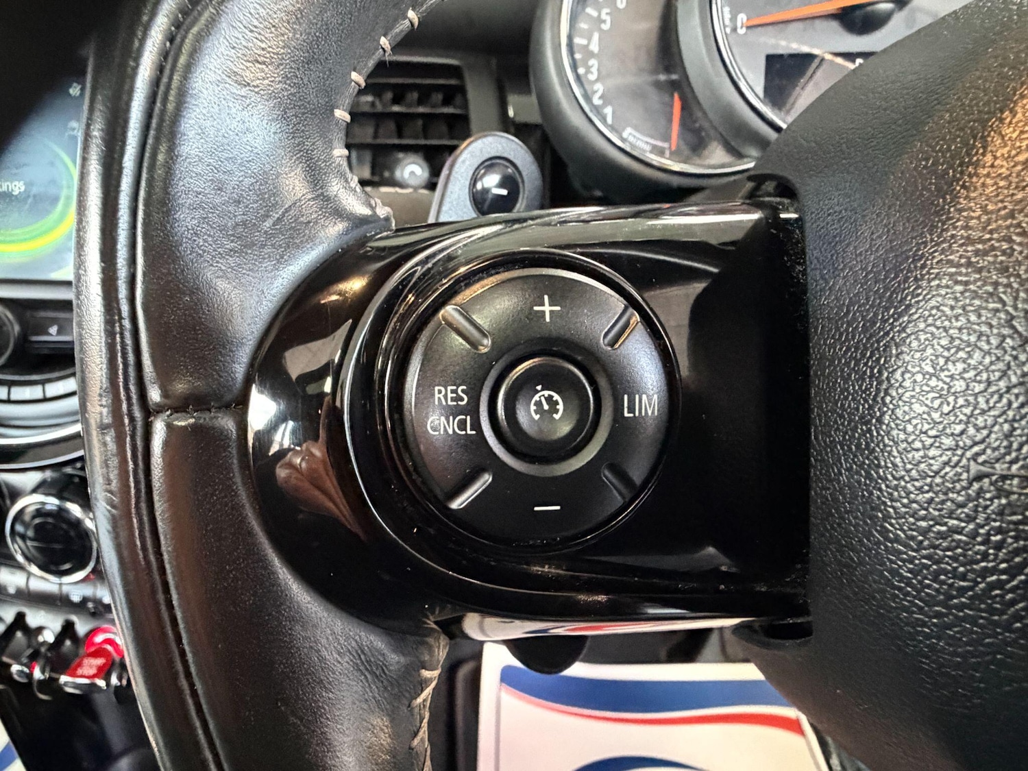 Used MINI Hatch 2017 for sale - 78100552: Photo 17