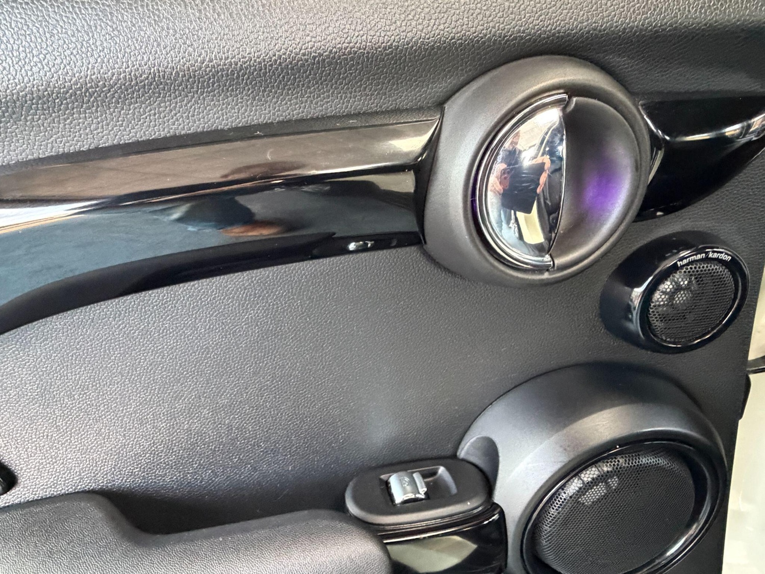 Used MINI Hatch 2017 for sale - 78100552: Photo 33