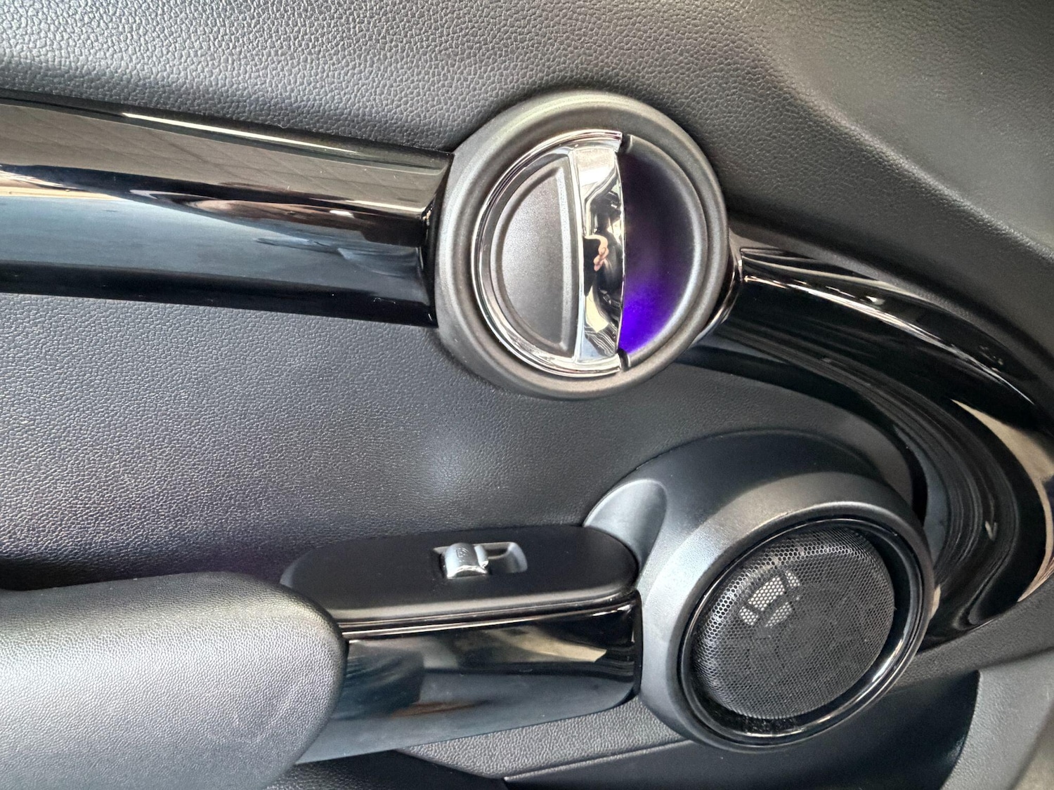 Used MINI Hatch 2017 for sale - 78100552: Photo 36