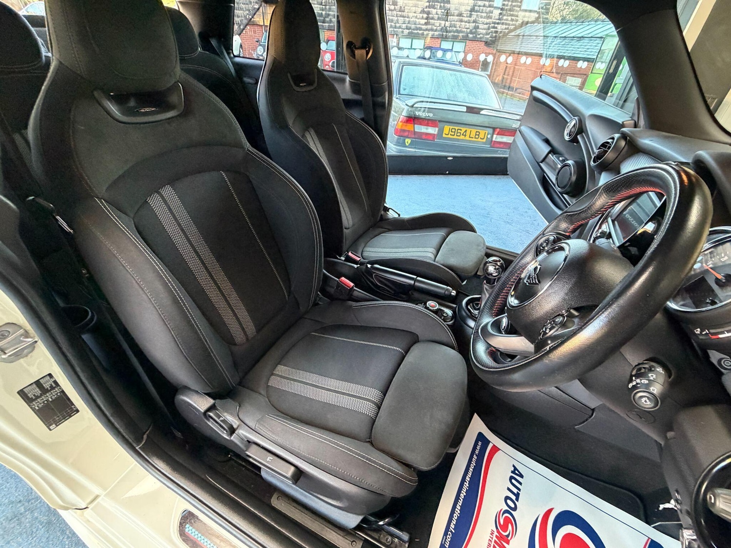 Used MINI Hatch 2018 for sale - 77029342: Photo 11