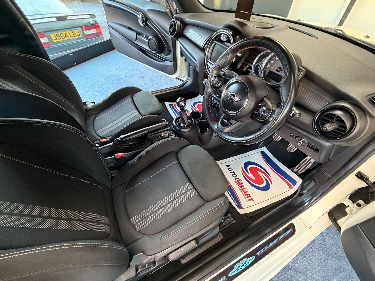 Used MINI Hatch 2018 for sale - 77029342: Photo 12