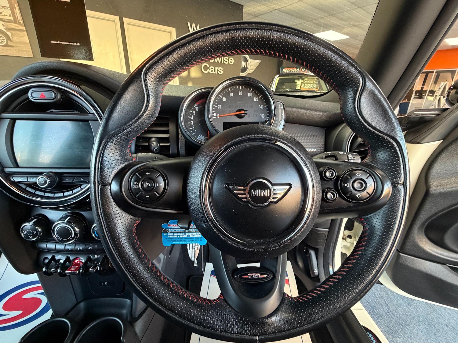 Used MINI Hatch 2018 for sale - 77029342: Photo 16