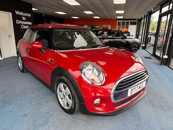 Used MINI Hatch 2017 for sale - 76226829: Photo