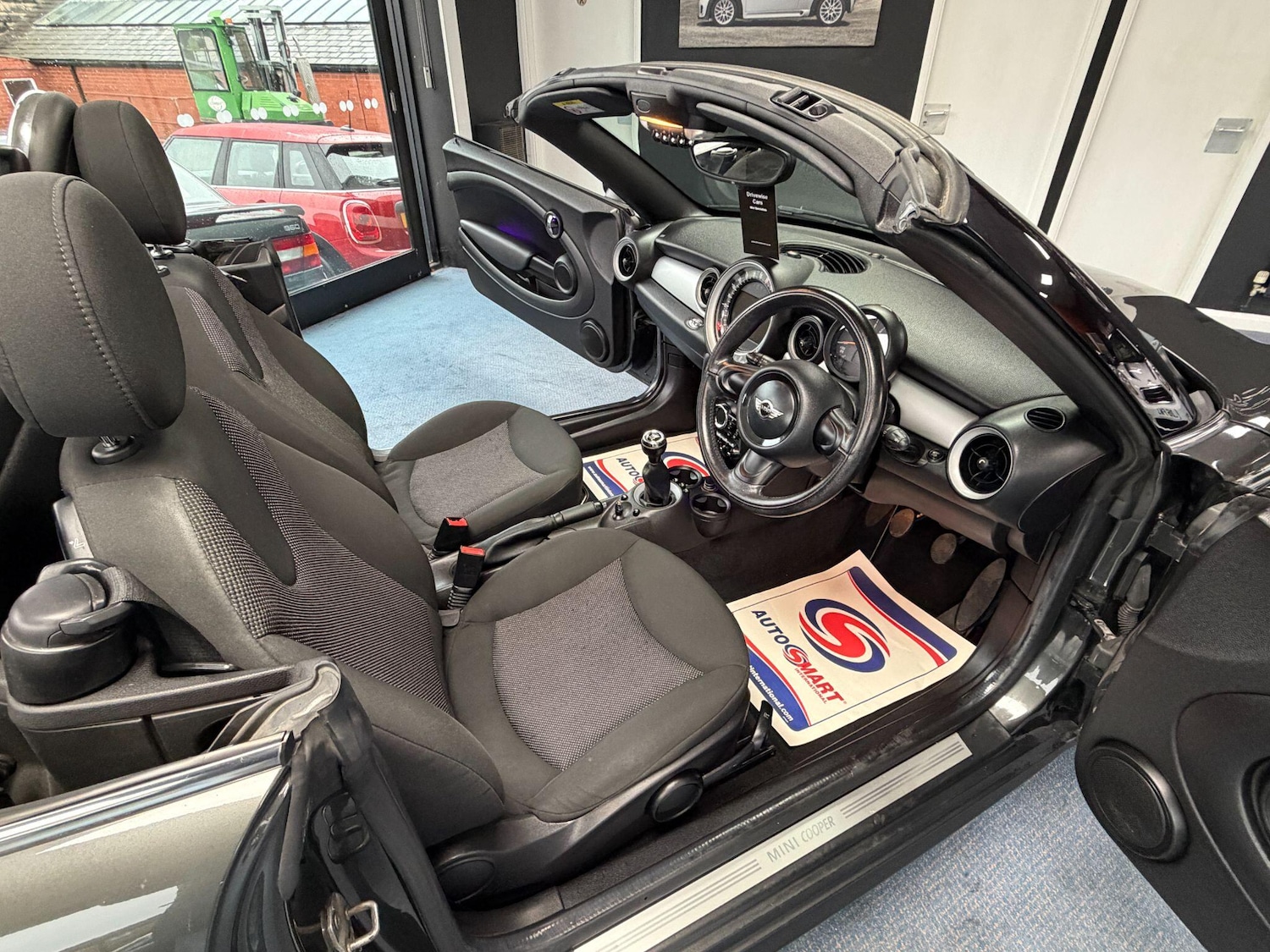 Used MINI Roadster 2015 for sale - 77029680: Photo 16