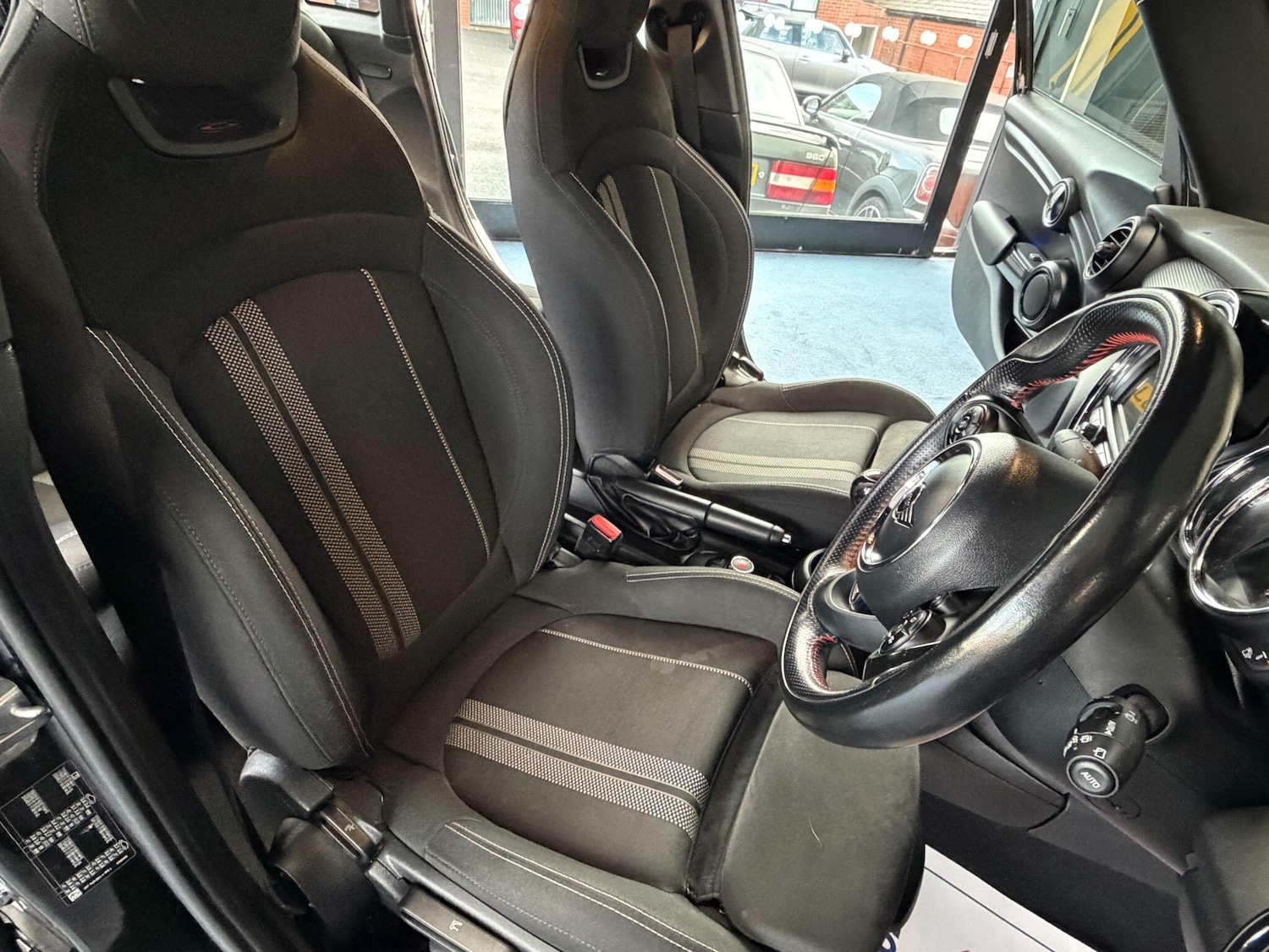 Used MINI Hatch 2019 for sale - 77028937: Photo 11