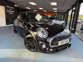Used MINI Hatch 2019 for sale - 77028937: Photo