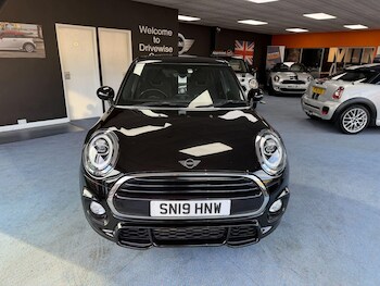 Used MINI Hatch 2019 for sale - 77028937: Photo