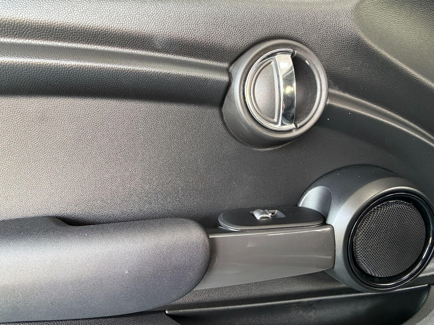 Used MINI Hatch 2018 for sale - 78101203: Photo 16