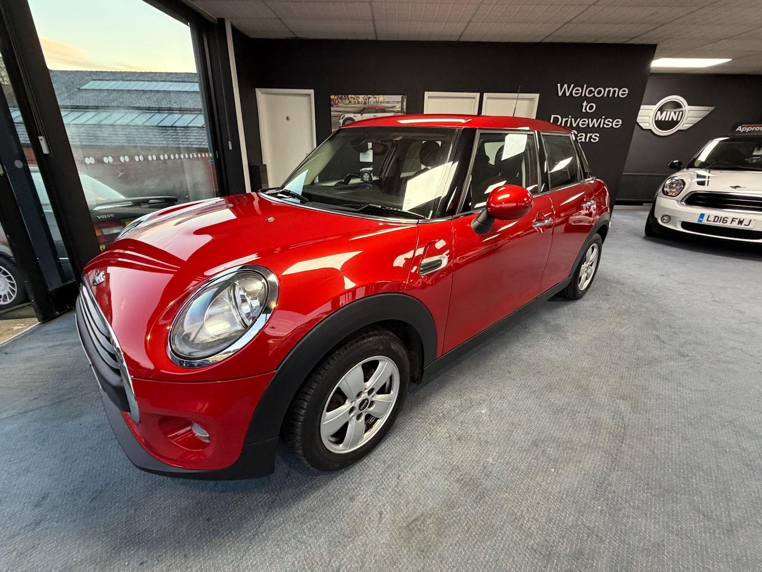 Used MINI Hatch 2017 for sale - 77028964: Photo 5