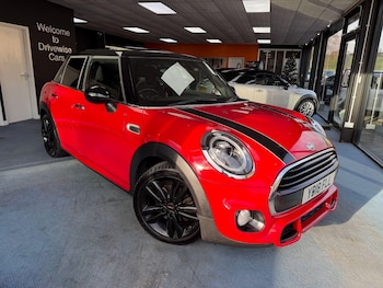 Used MINI Hatch 2018 for sale - 77029860: Photo