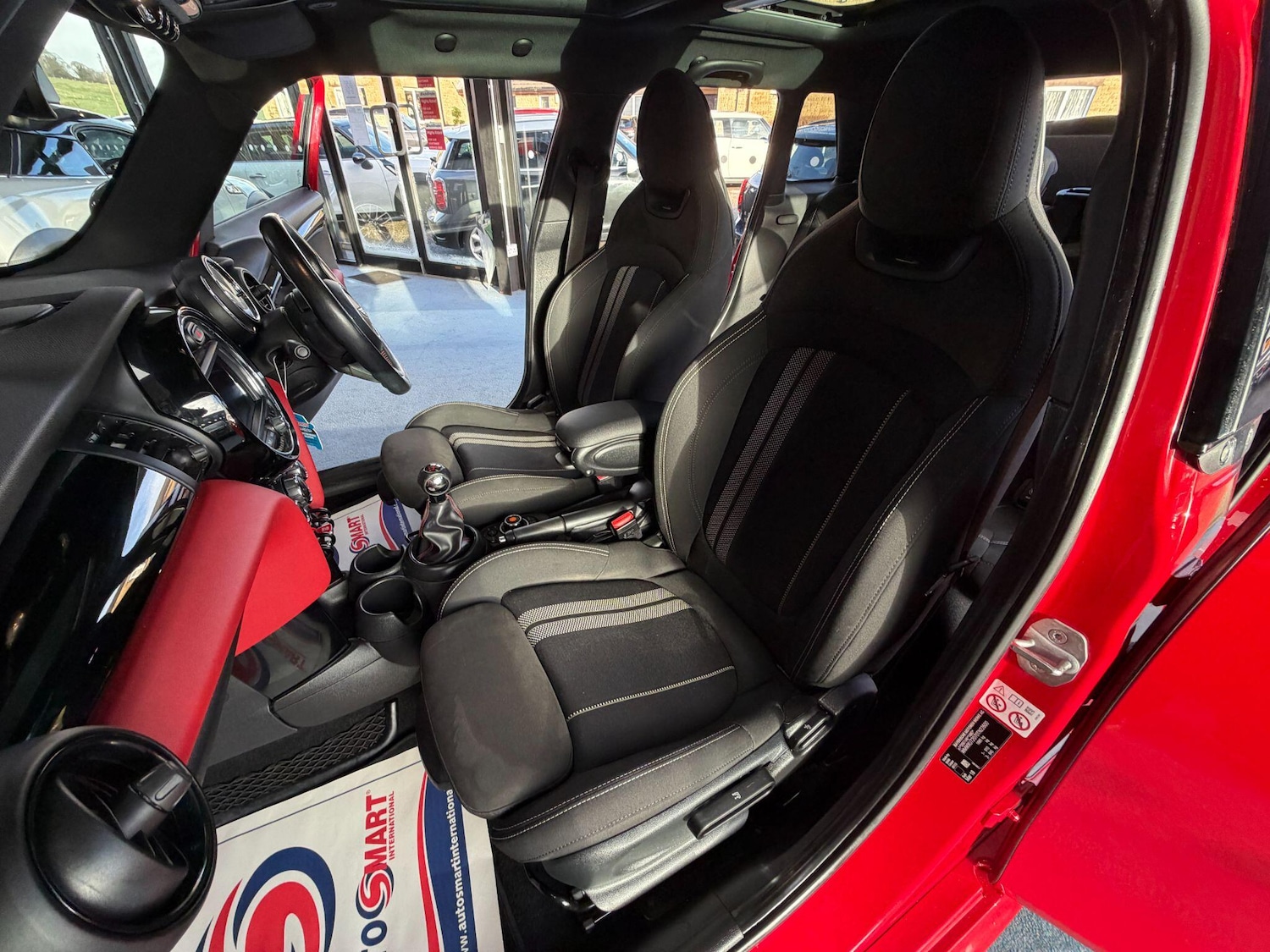 Used MINI Hatch 2018 for sale - 77029860: Photo 32