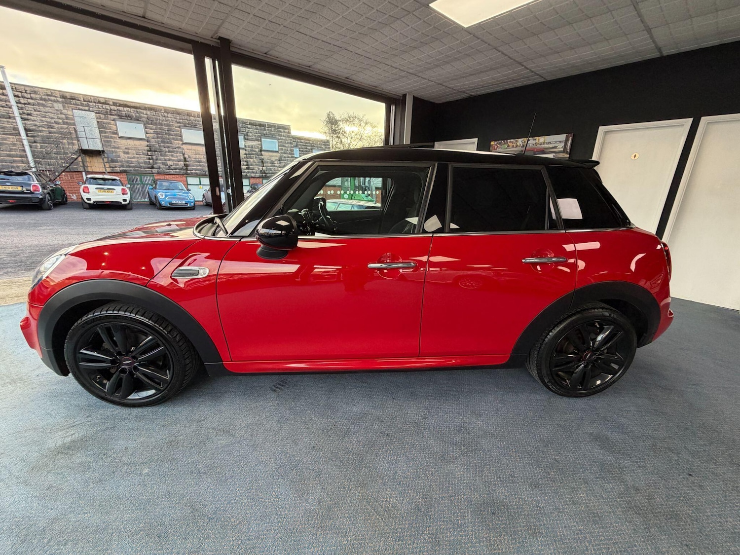 Used MINI Hatch 2018 for sale - 77029860: Photo 6