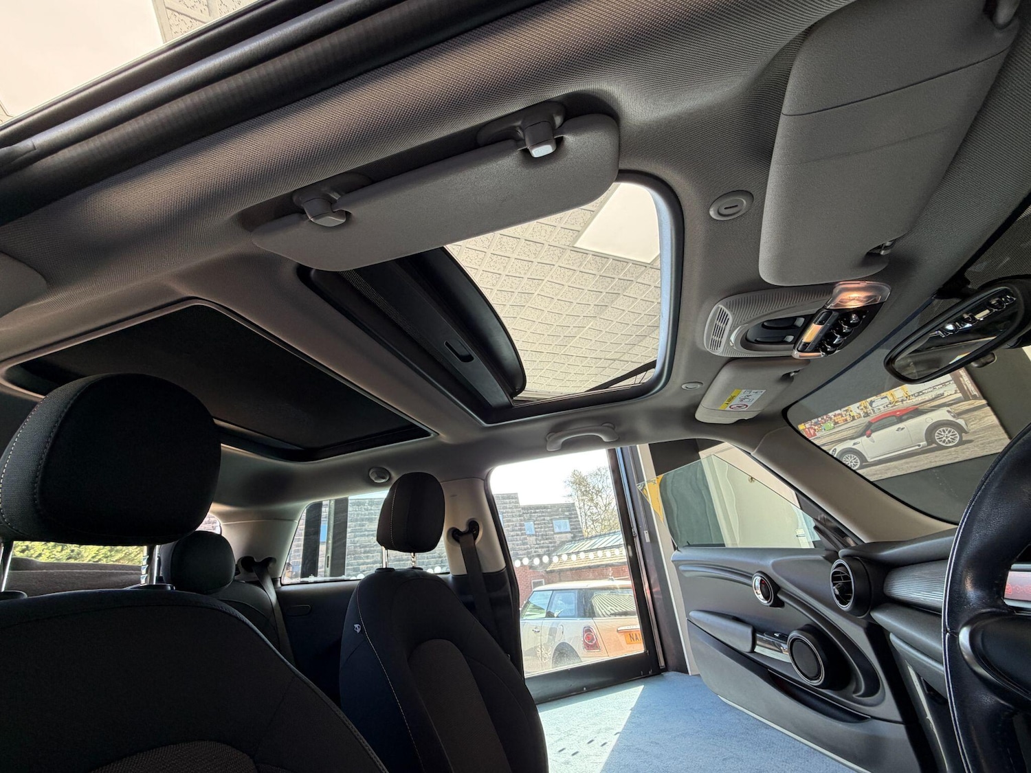 Used MINI Hatch 2014 for sale - 78101480: Photo 14