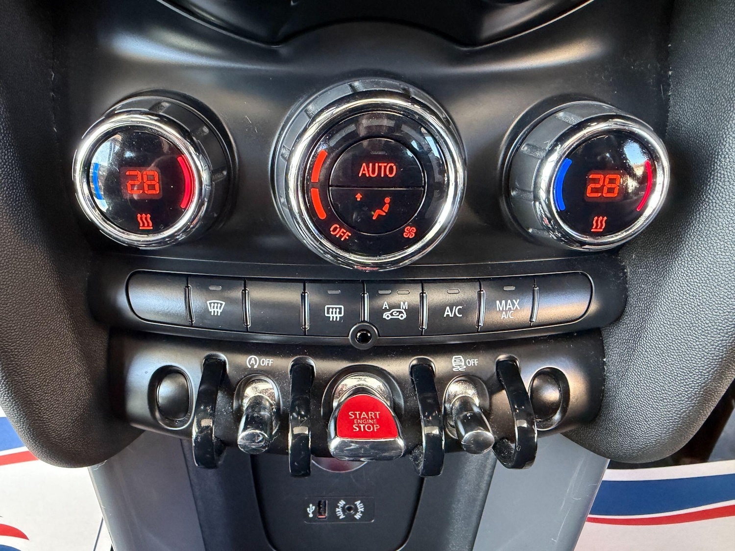 Used MINI Hatch 2014 for sale - 78101480: Photo 22