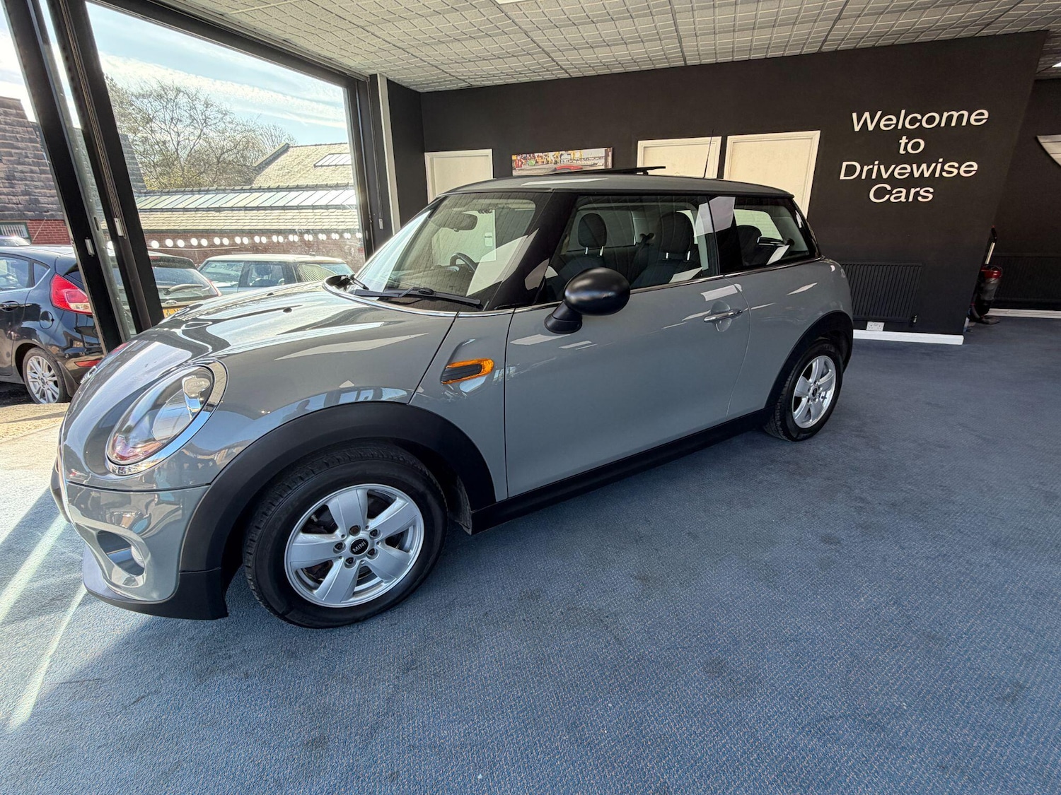 Used MINI Hatch 2014 for sale - 78101480: Photo 5