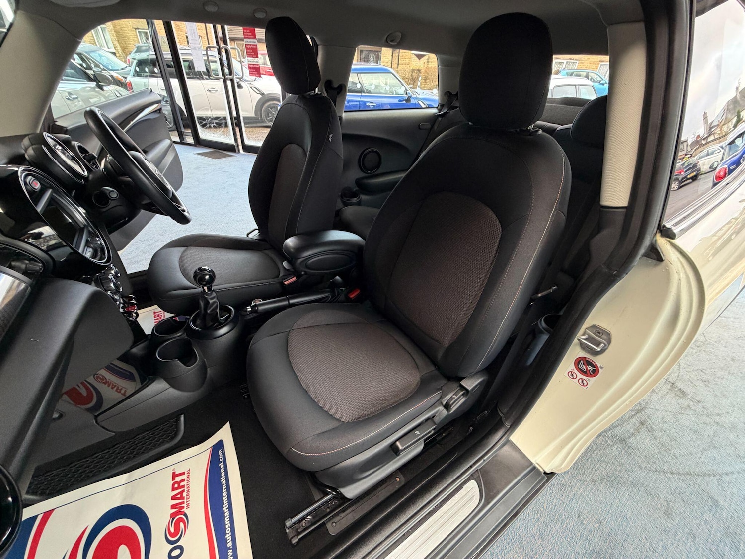 Used MINI Hatch 2015 for sale - 77029817: Photo 24