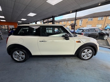Used MINI Hatch 2015 for sale - 77029817: Photo