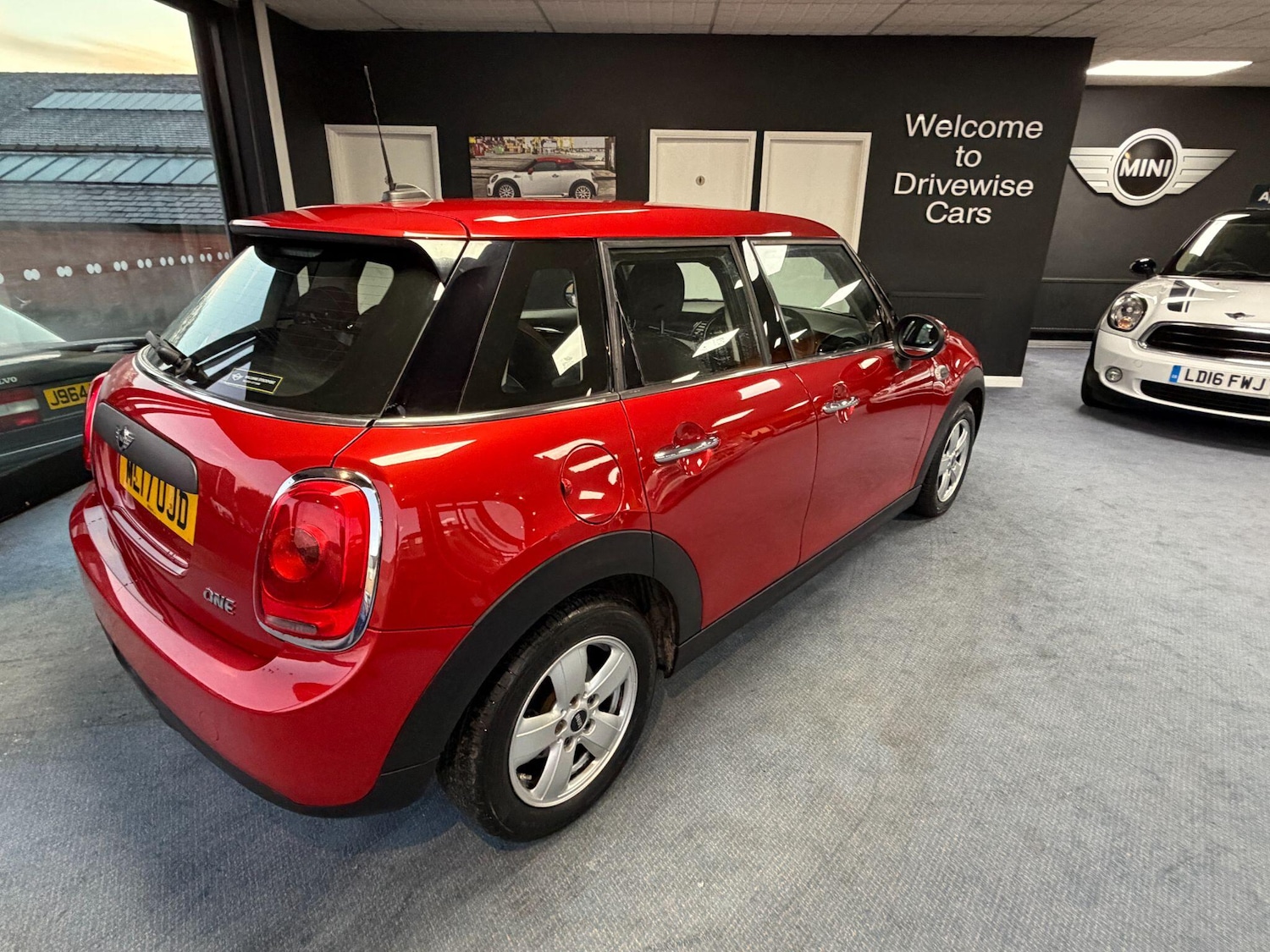 Used MINI Hatch 2017 for sale - 78100289: Photo 11