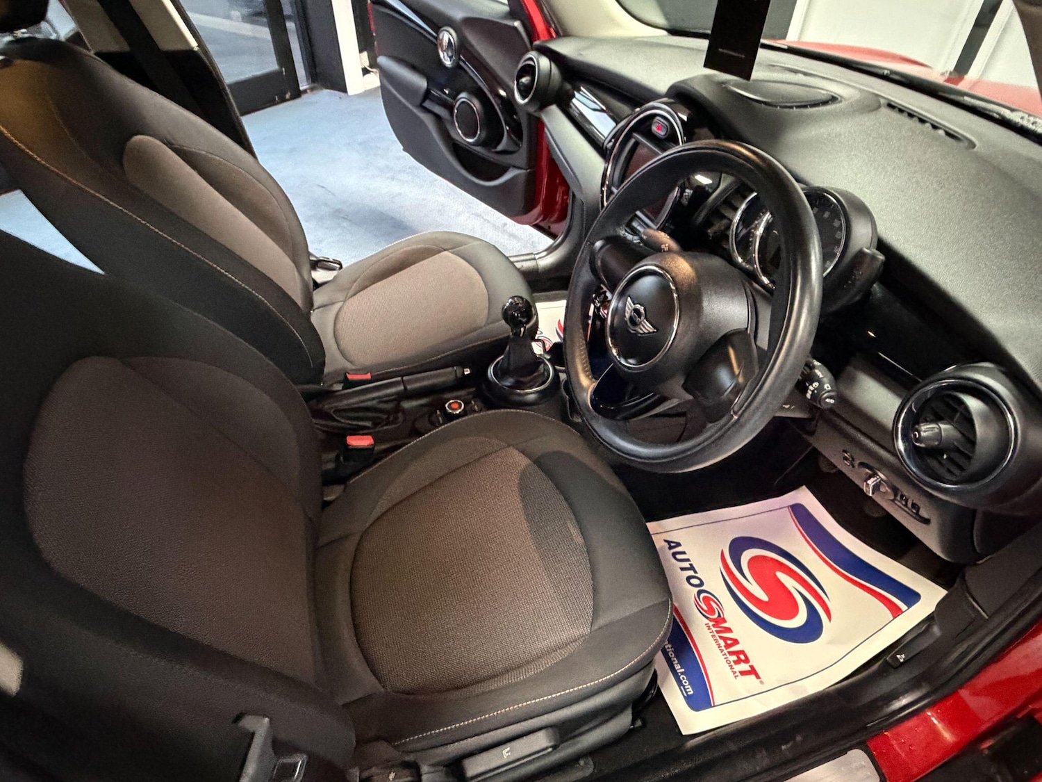 Used MINI Hatch 2017 for sale - 78100289: Photo 13