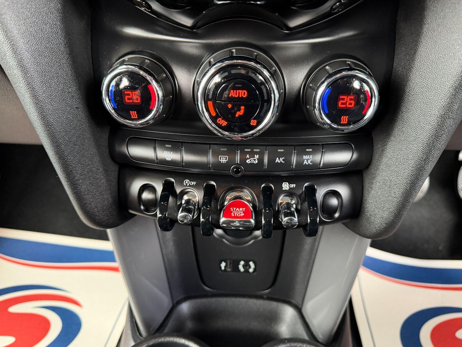 Used MINI Hatch 2015 for sale - 78101426: Photo 19