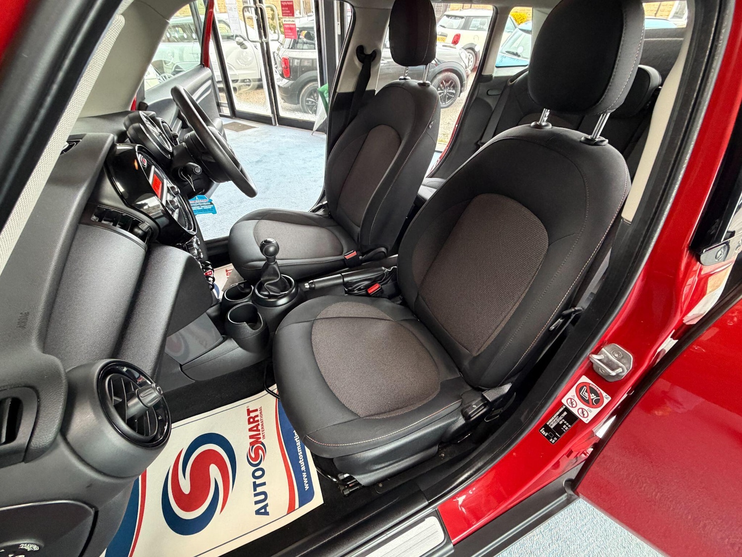 Used MINI Hatch 2015 for sale - 78101426: Photo 24