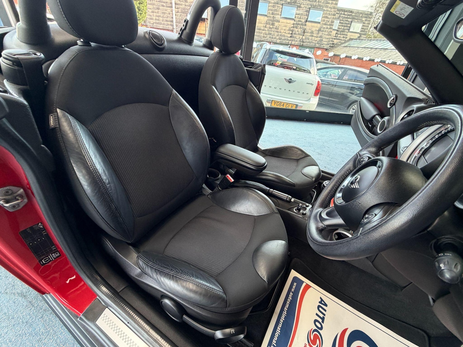 Used MINI Roadster 2014 for sale - 78100933: Photo 12