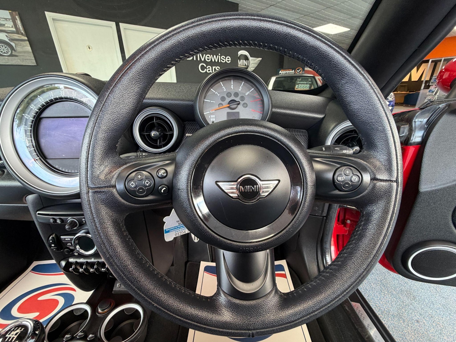Used MINI Roadster 2014 for sale - 78100933: Photo 16