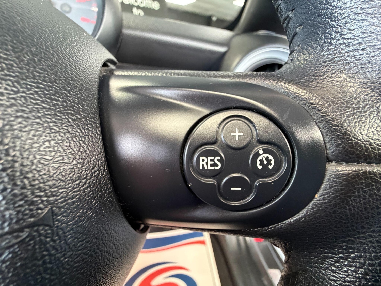 Used MINI Roadster 2014 for sale - 78100933: Photo 17