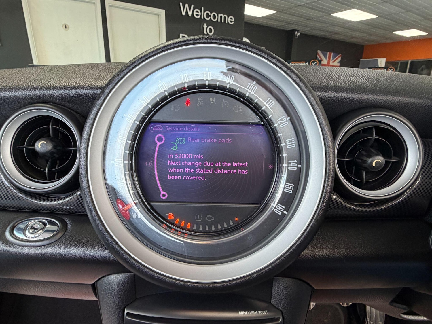 Used MINI Roadster 2014 for sale - 78100933: Photo 26