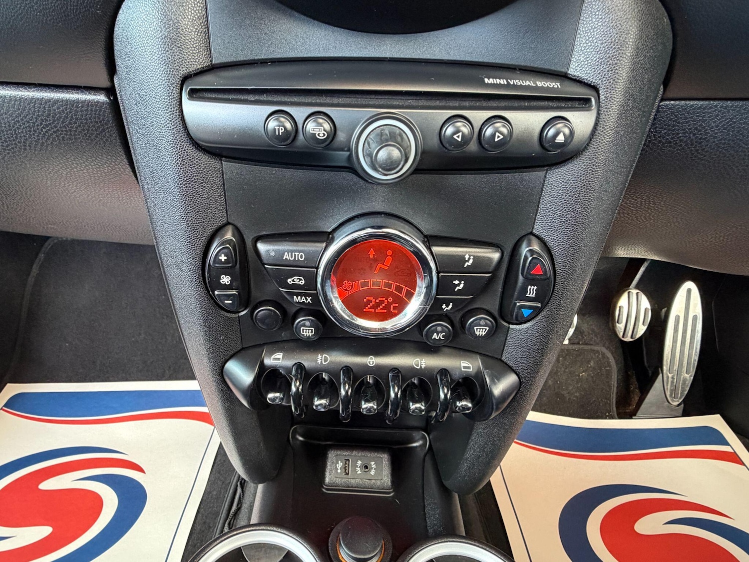 Used MINI Roadster 2014 for sale - 78100933: Photo 27