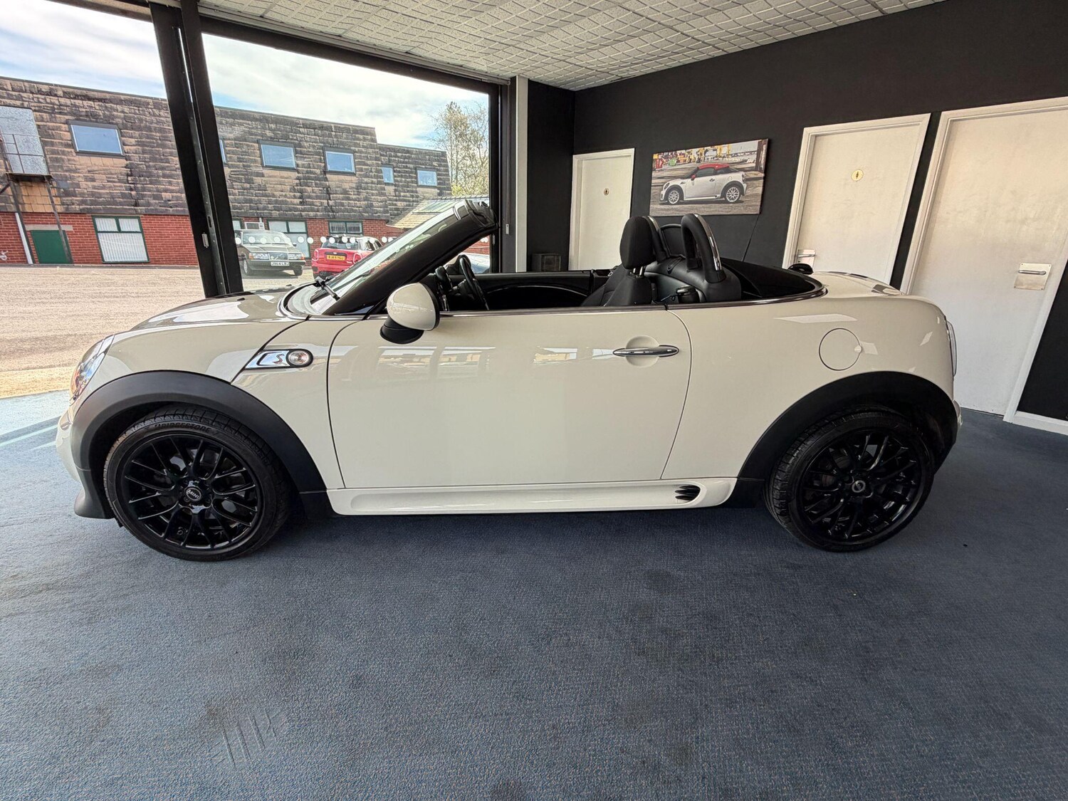 Used MINI Roadster for sale - 78156532: Photo 8