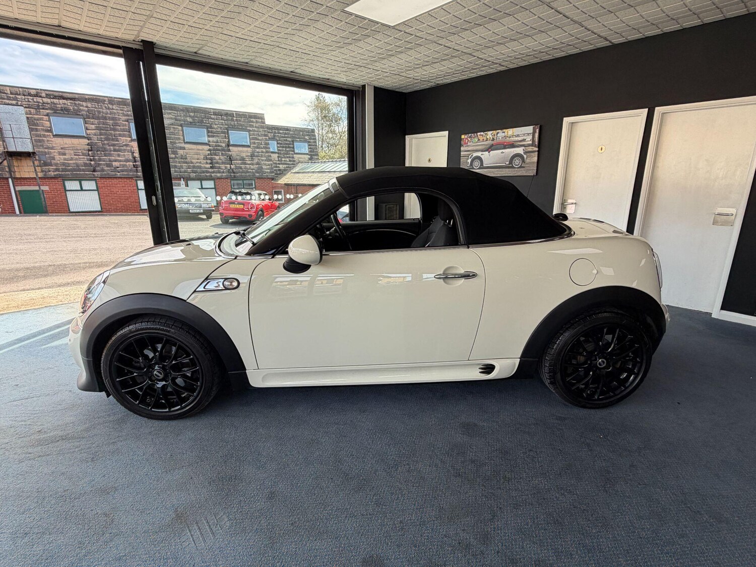 Used MINI Roadster for sale - 78156532: Photo 9