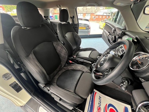 Used MINI Hatch 2014 for sale - 75478732: Photo 13