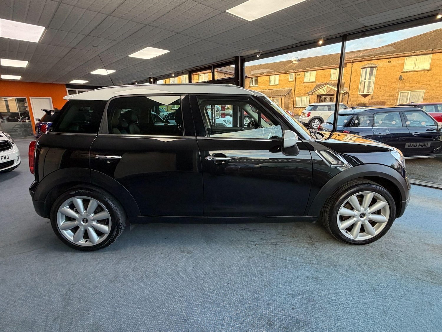 Used MINI Countryman 2014 for sale - 77029147: Photo 2