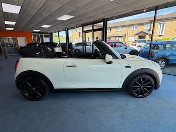 Used MINI Convertible 2017 for sale - 78560879: Photo
