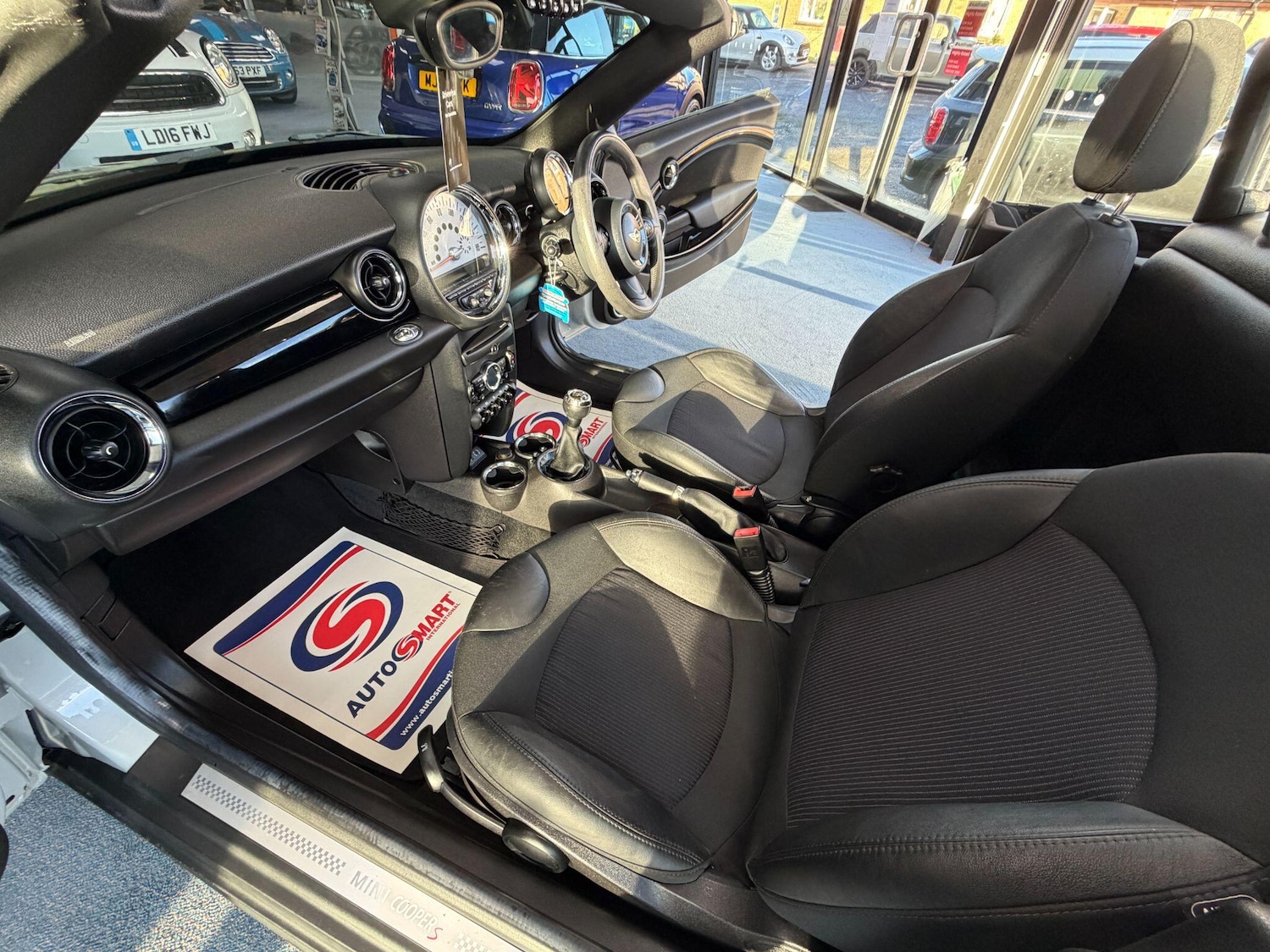 Used MINI Roadster 2013 for sale - 76667113: Photo 25