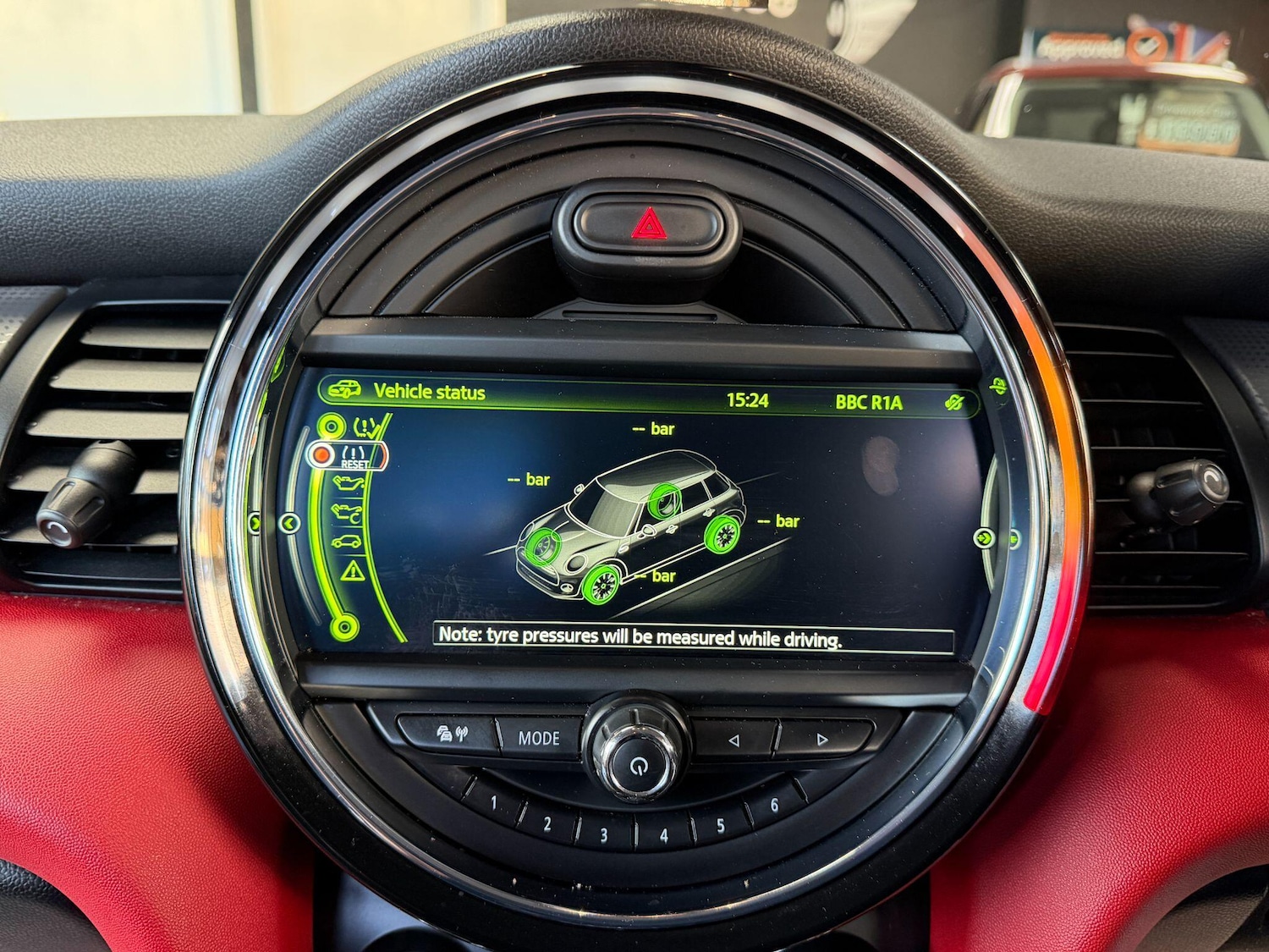 Used MINI Hatch 2015 for sale - 78101475: Photo 24