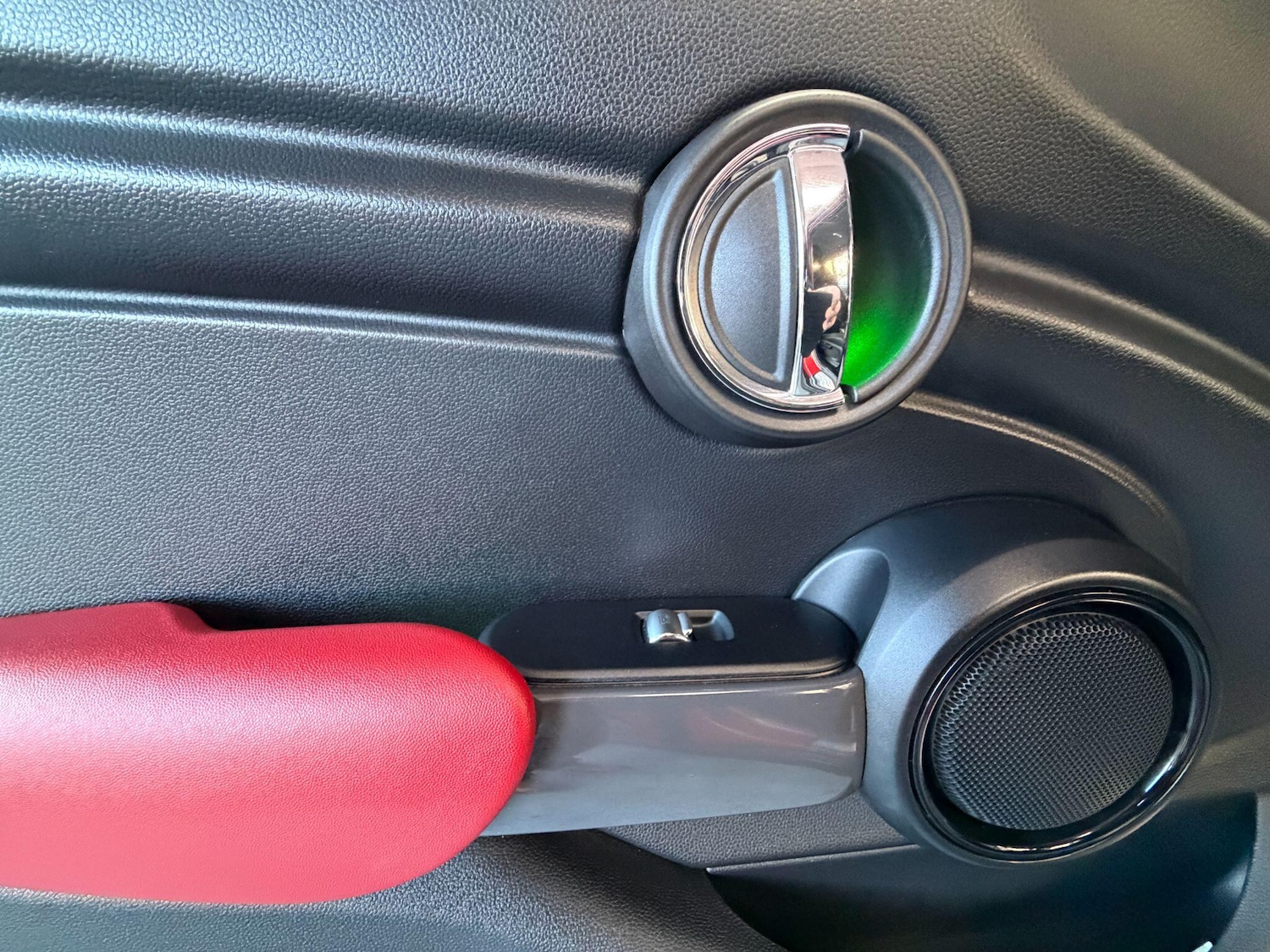 Used MINI Hatch 2015 for sale - 78101475: Photo 32