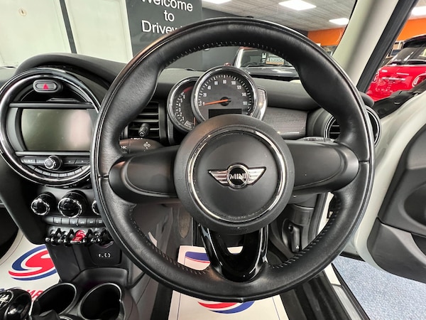 Used MINI Hatch 2017 for sale - 76315035: Photo 17