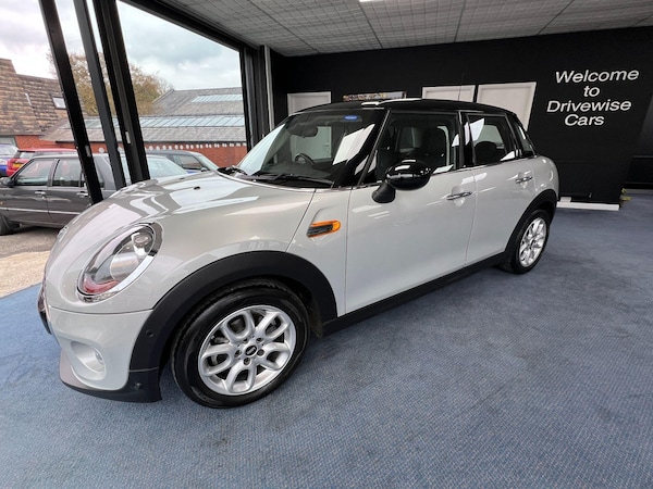 Used MINI Hatch 2017 for sale - 76315035: Photo 5