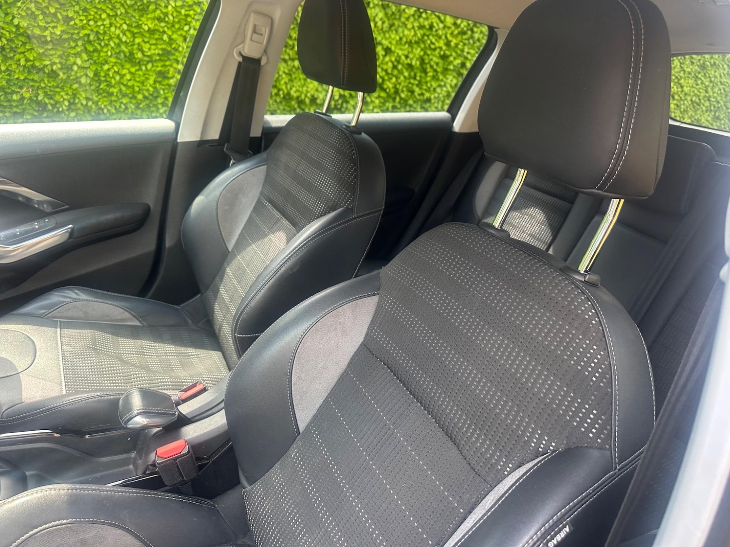 Used Peugeot 2008 2015 for sale - 76988686: Photo 24